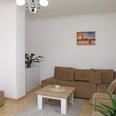 Beautiful Apartment At Port Side! Durrës Exteriér fotografie